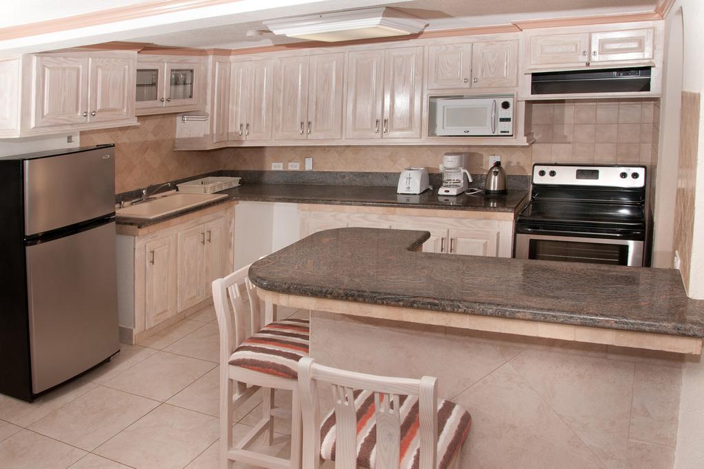 Sandy Bliss Condominiums Saint James Bilik gambar