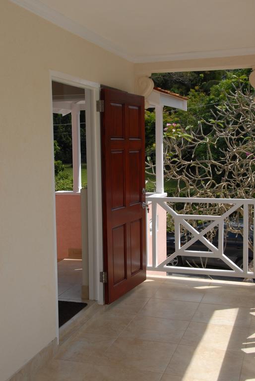 Sandy Bliss Condominiums Saint James Bilik gambar